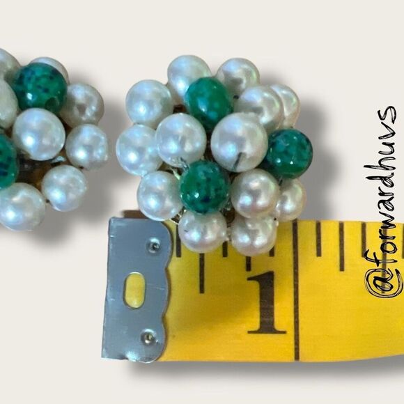 Vintage Clip-On Earrings – Marked Japan - Picture 7 of 9